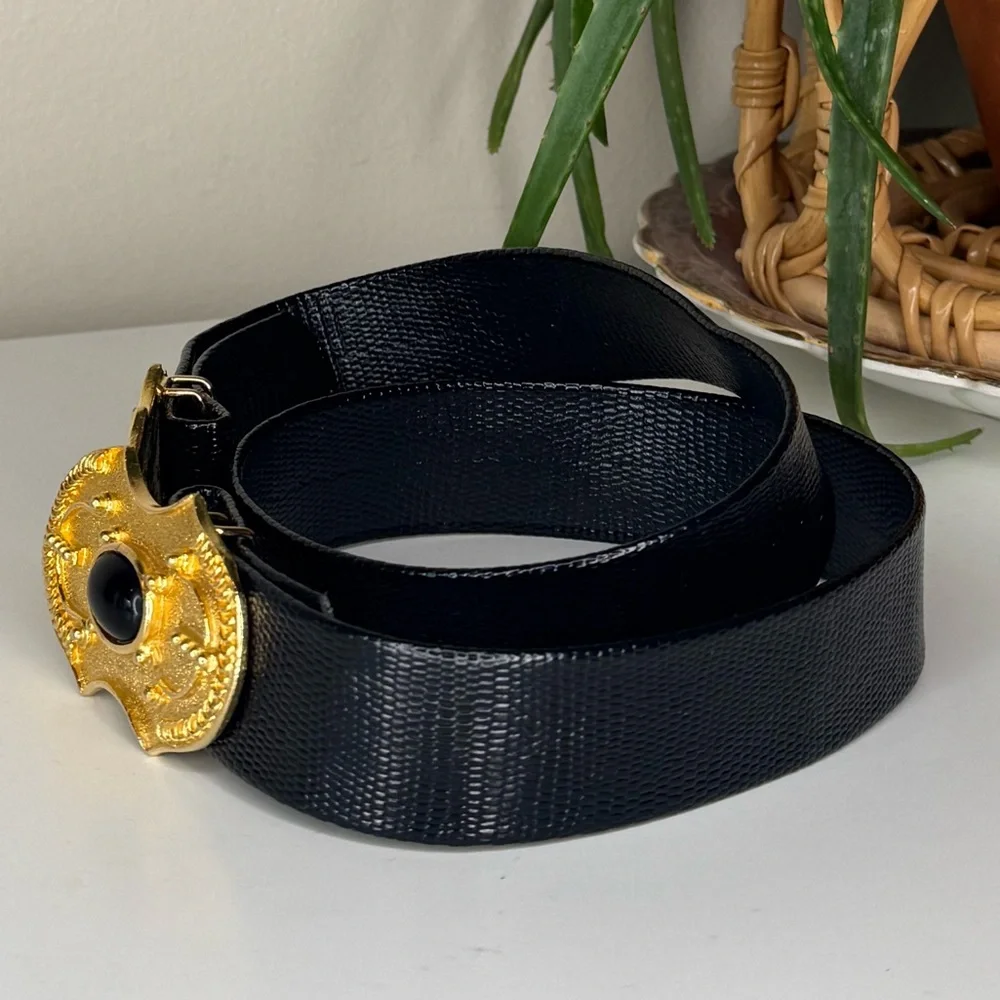 Vintage 1985 Gay Boyer Dover Belt Baroque Gold Buckle Black Lizard Embossed Belt